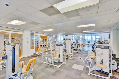 808 Brickell Key Drive Miami FL 33131