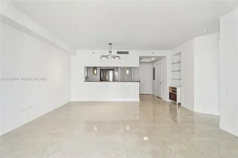 808 Brickell Key Drive Miami FL 33131