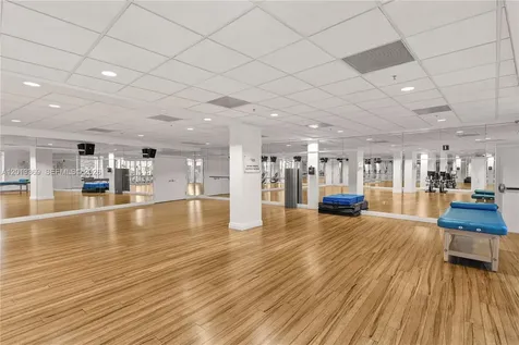 808 Brickell Key Drive Miami FL 33131