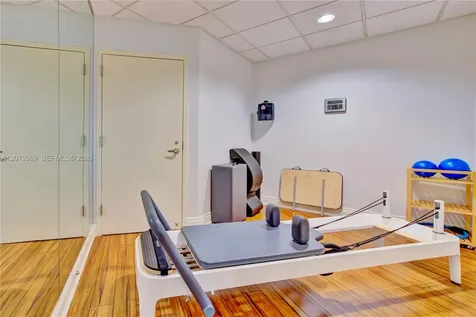 808 Brickell Key Drive Miami FL 33131