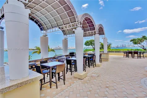 808 Brickell Key Drive Miami FL 33131