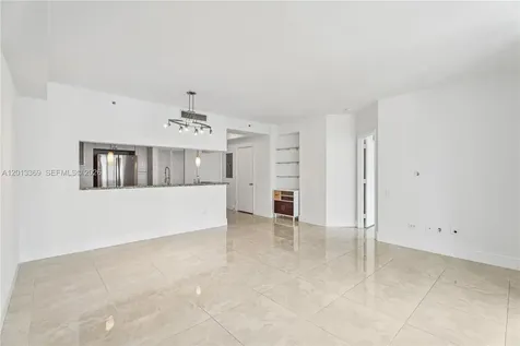 808 Brickell Key Drive Miami FL 33131