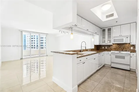 808 Brickell Key Drive Miami FL 33131