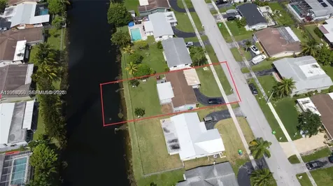 9590 NW 24th Place Sunrise FL 33322