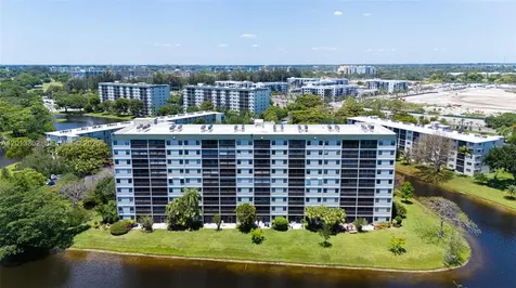2232 N Cypress Bend Drive Pompano Beach FL 33069