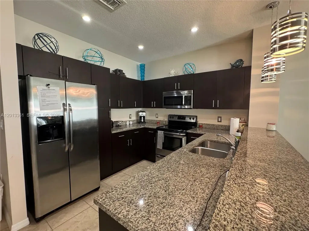 2333 SE 5th Street Pompano Beach FL 33062