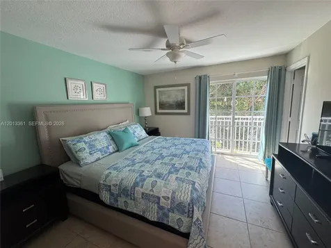2333 SE 5th Street Pompano Beach FL 33062