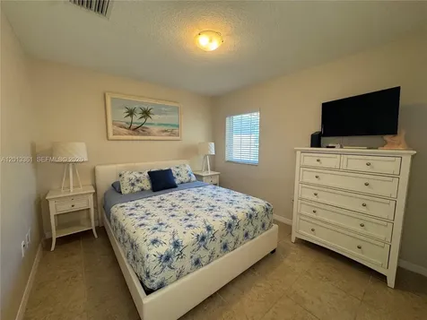 2333 SE 5th Street Pompano Beach FL 33062