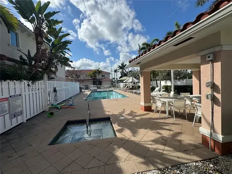 2333 SE 5th Street Pompano Beach FL 33062
