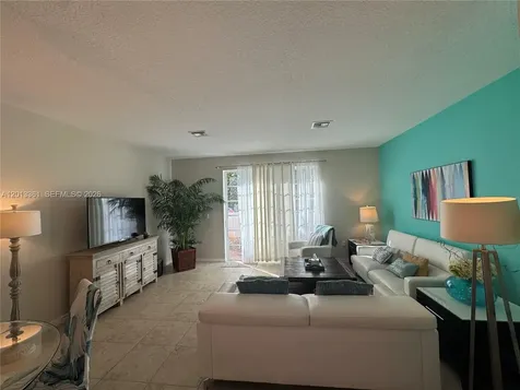 2333 SE 5th Street Pompano Beach FL 33062