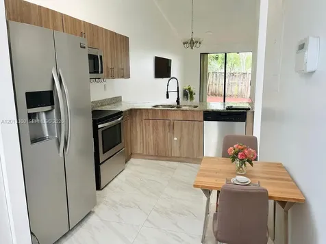 6755 NW 187th Terrace Hialeah FL 33015