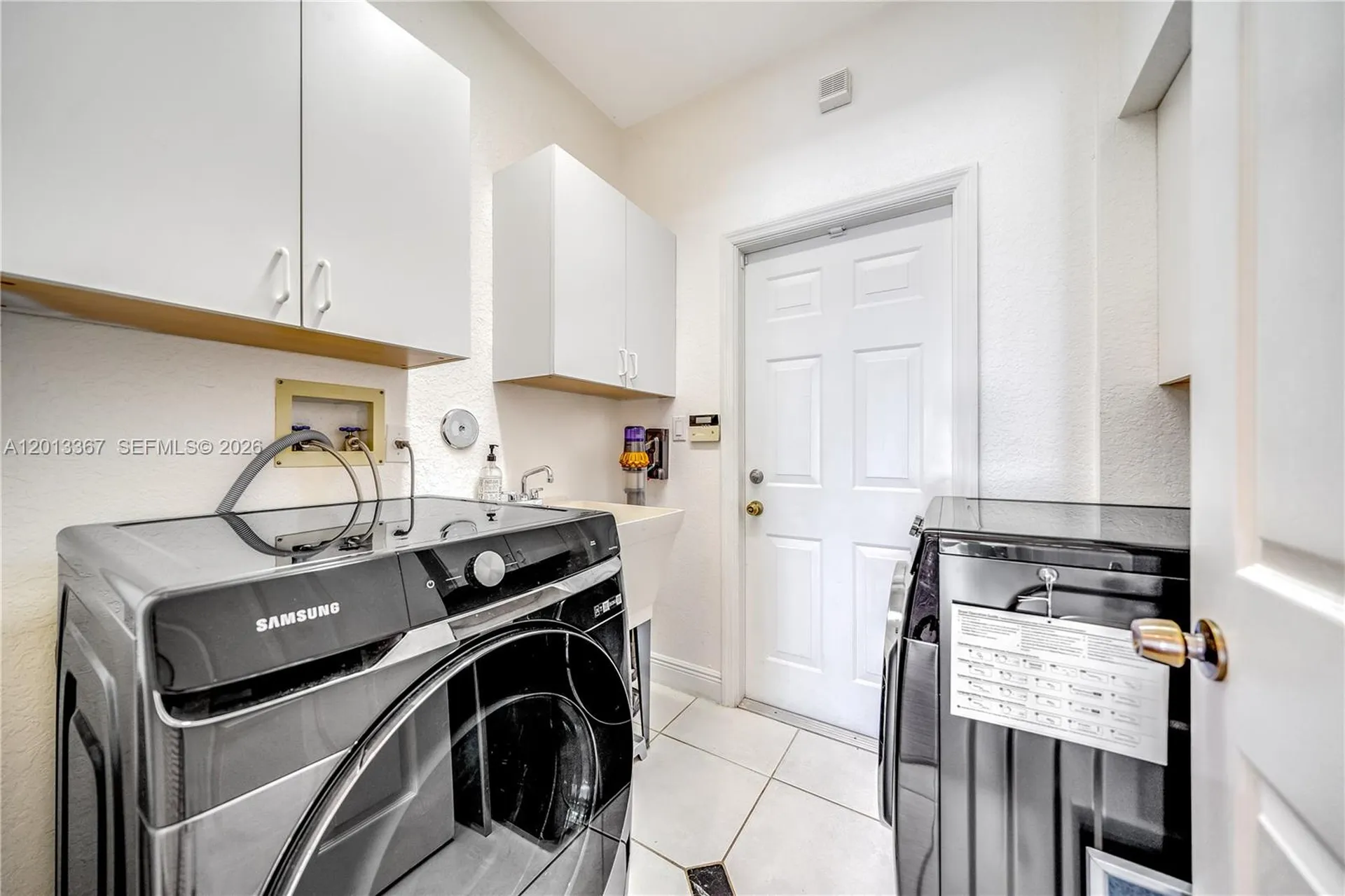 1241 S 13th Avenue Hollywood FL 33019