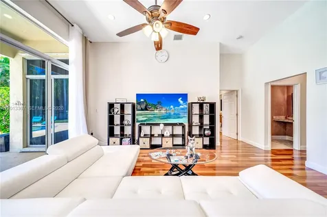 1241 S 13th Avenue Hollywood FL 33019