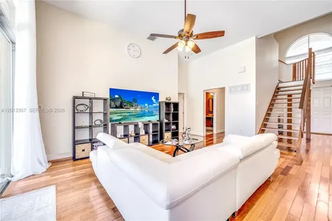 1241 S 13th Avenue Hollywood FL 33019
