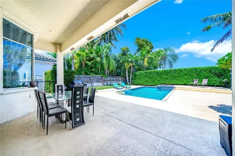 1241 S 13th Avenue Hollywood FL 33019