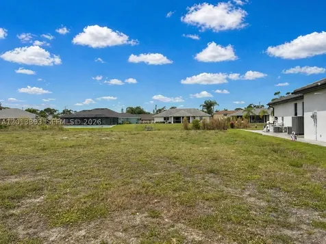 1014 SW 18th Street Cape Coral FL 33991