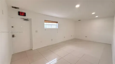 8283 NW 64th Street Medley FL 33166