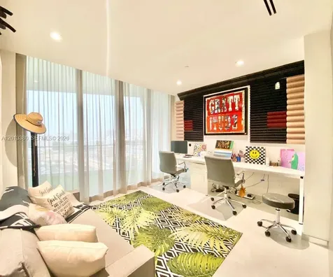 16901 Collins Avenue Sunny Isles Beach FL 33160