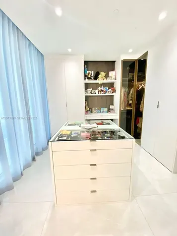 16901 Collins Avenue Sunny Isles Beach FL 33160