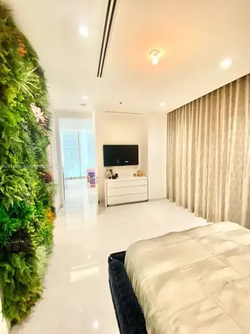 16901 Collins Avenue Sunny Isles Beach FL 33160