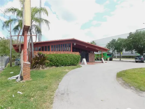 27230 S Dixie Highway Homestead FL 33032