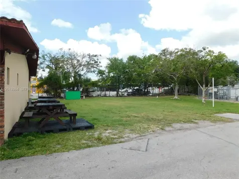 27230 S Dixie Highway Homestead FL 33032