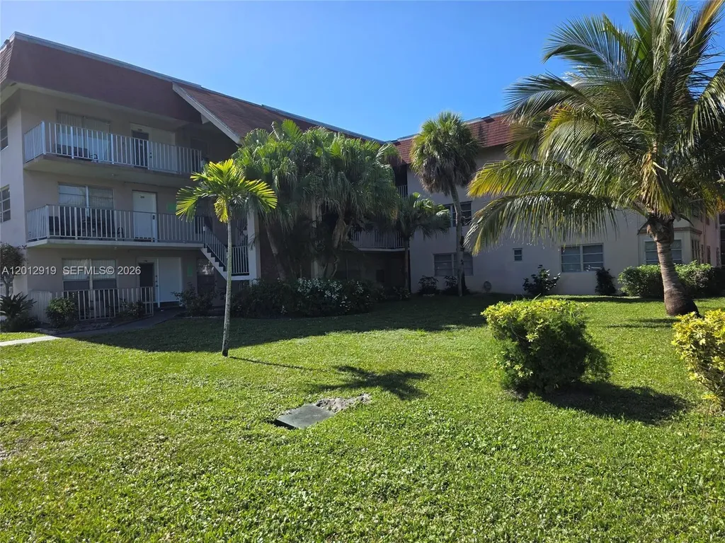 2901 NW 47th Terrace Lauderdale Lakes FL 33313