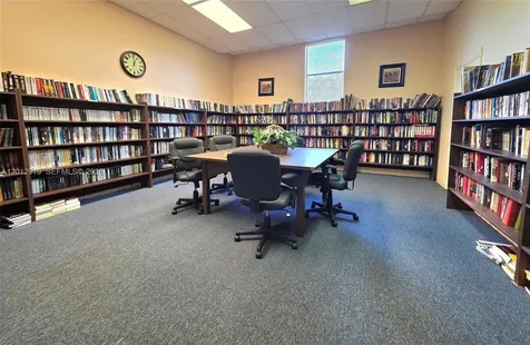 2901 NW 47th Terrace Lauderdale Lakes FL 33313