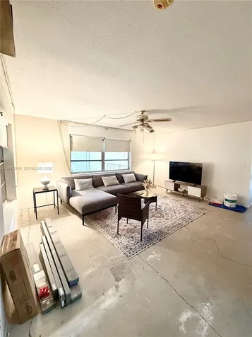 2901 NW 47th Terrace Lauderdale Lakes FL 33313