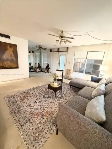2901 NW 47th Terrace Lauderdale Lakes FL 33313