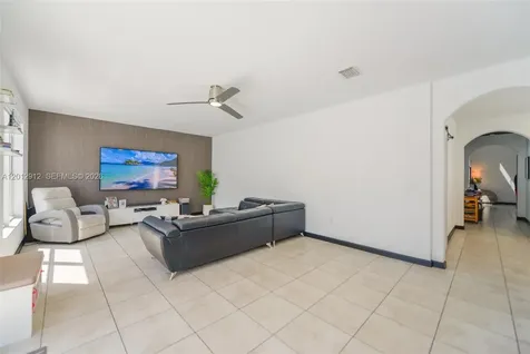 9101 SW 169th Place Miami FL 33196