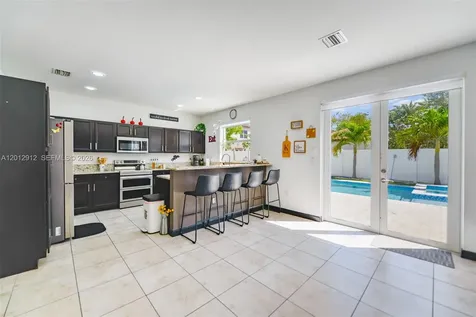 9101 SW 169th Place Miami FL 33196