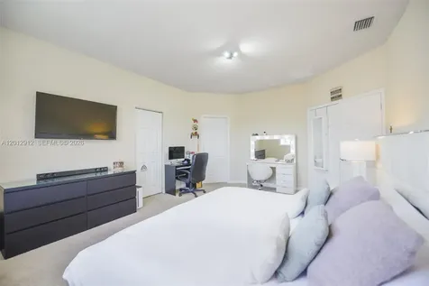 9101 SW 169th Place Miami FL 33196