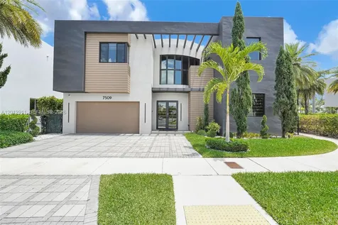 7509 NW 99th Avenue Doral FL 33178