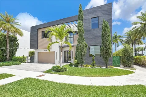 7509 NW 99th Avenue Doral FL 33178
