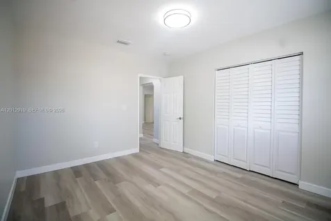 5860 SW 9th Street West Miami FL 33144