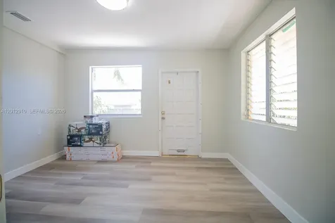 5860 SW 9th Street West Miami FL 33144