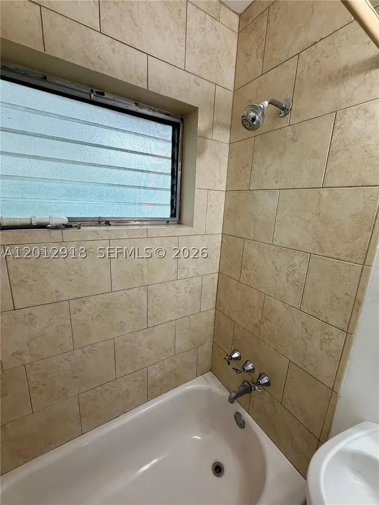 836 NW 12th Terrace Fort Lauderdale FL 33311