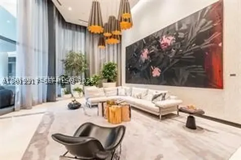 45 SW 9th Street Miami FL 33130