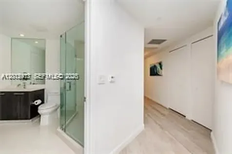 45 SW 9th Street Miami FL 33130