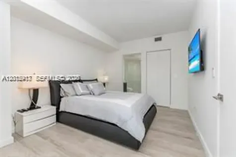 45 SW 9th Street Miami FL 33130