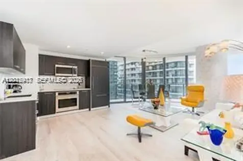 45 SW 9th Street Miami FL 33130