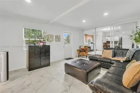 79 NW 143rd Street Miami FL 33168