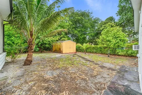 79 NW 143rd Street Miami FL 33168
