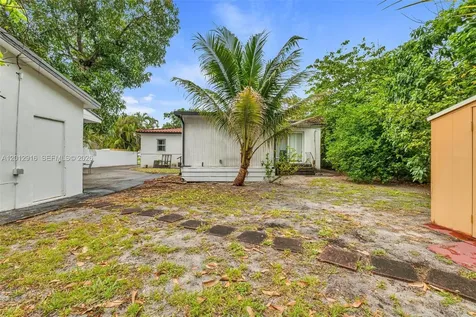 79 NW 143rd Street Miami FL 33168
