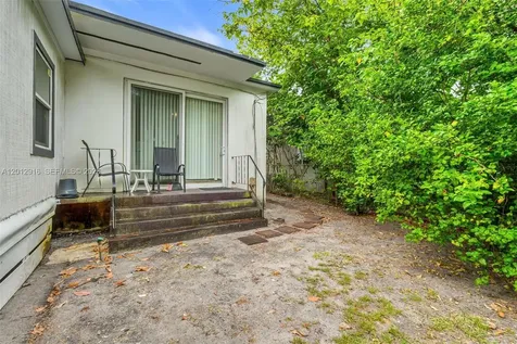 79 NW 143rd Street Miami FL 33168