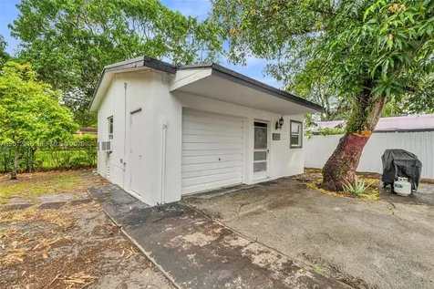 79 NW 143rd Street Miami FL 33168