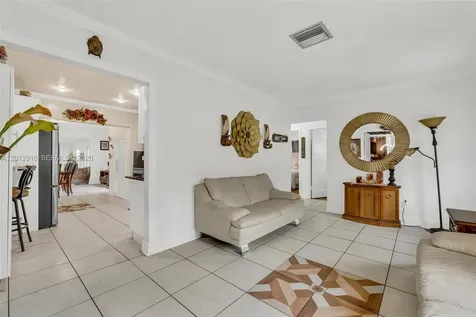 79 NW 143rd Street Miami FL 33168