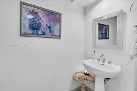 848 Brickell Key Drive Miami FL 33131