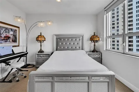 848 Brickell Key Drive Miami FL 33131